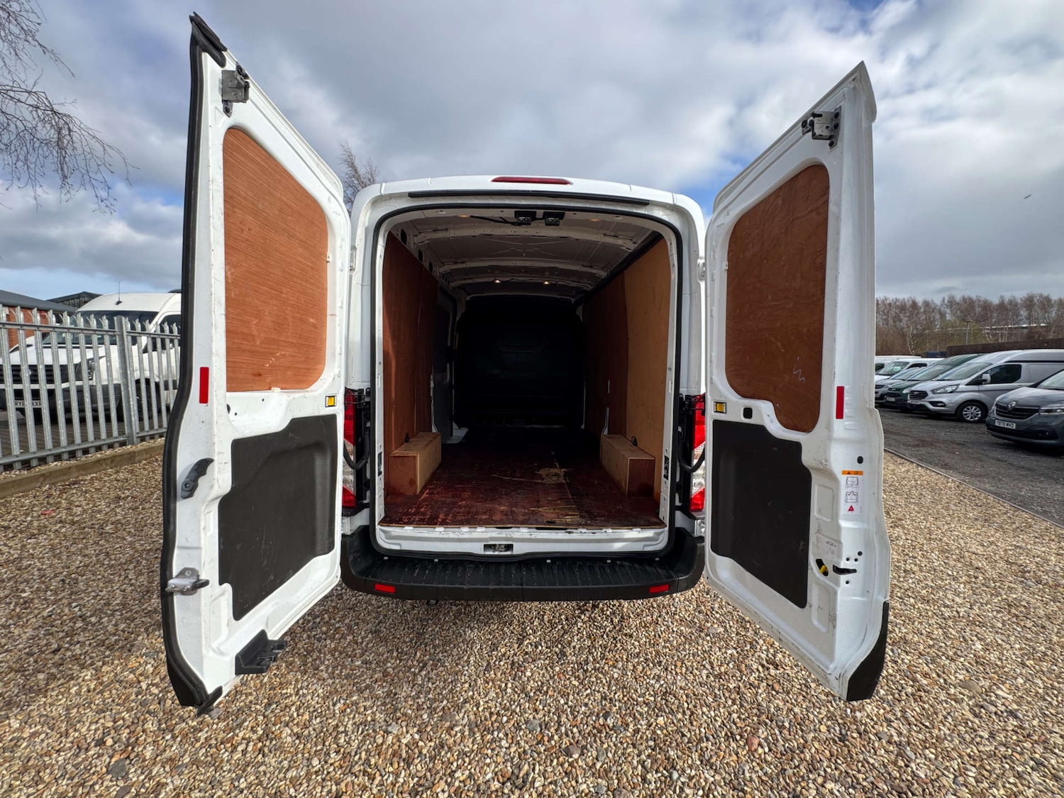 Used Ford Transit 2022 for sale - 77837330: Photo 6