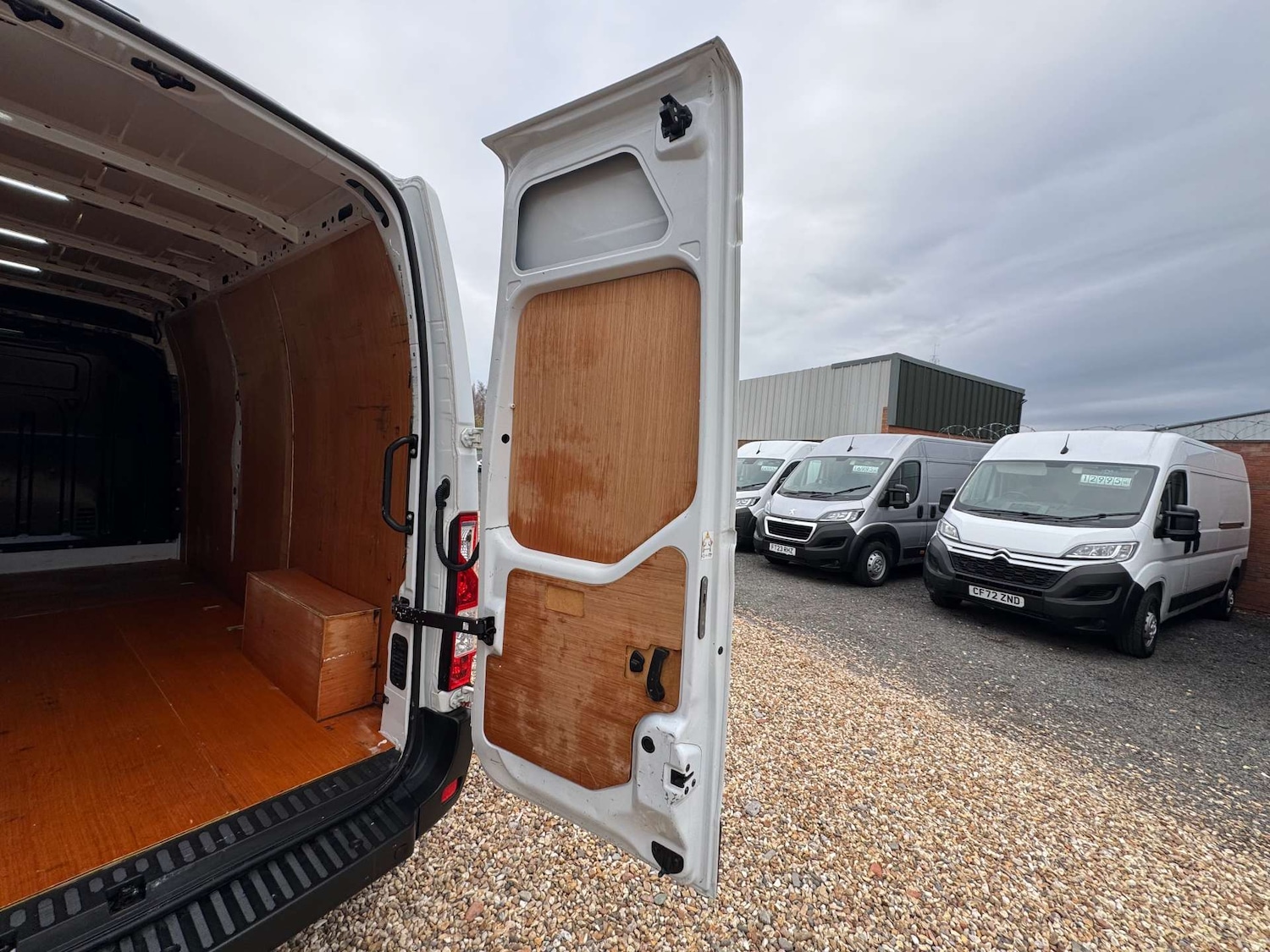 Used Nissan NV400 2021 for sale - 78030929: Photo 8