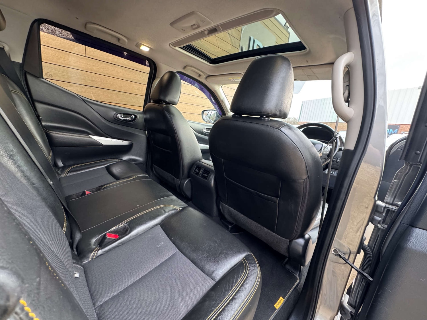 Used Nissan Navara 2019 for sale - 77837324: Photo 19