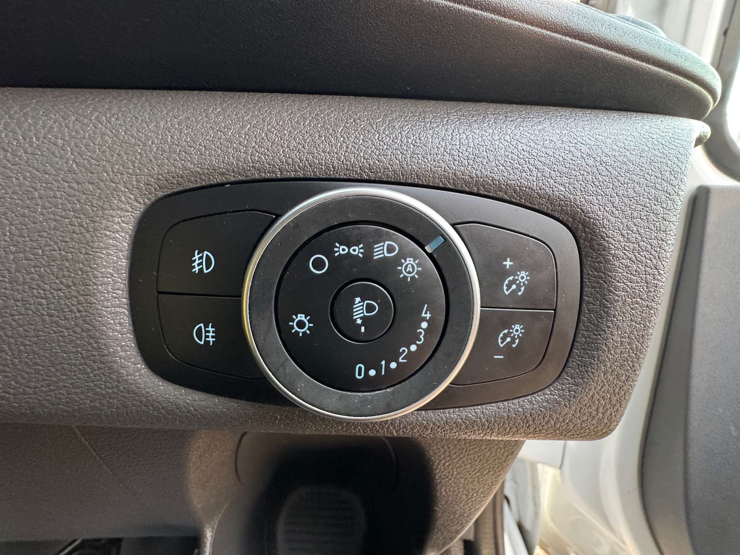 Used Ford Transit Custom 2023 for sale - 77383465: Photo 30