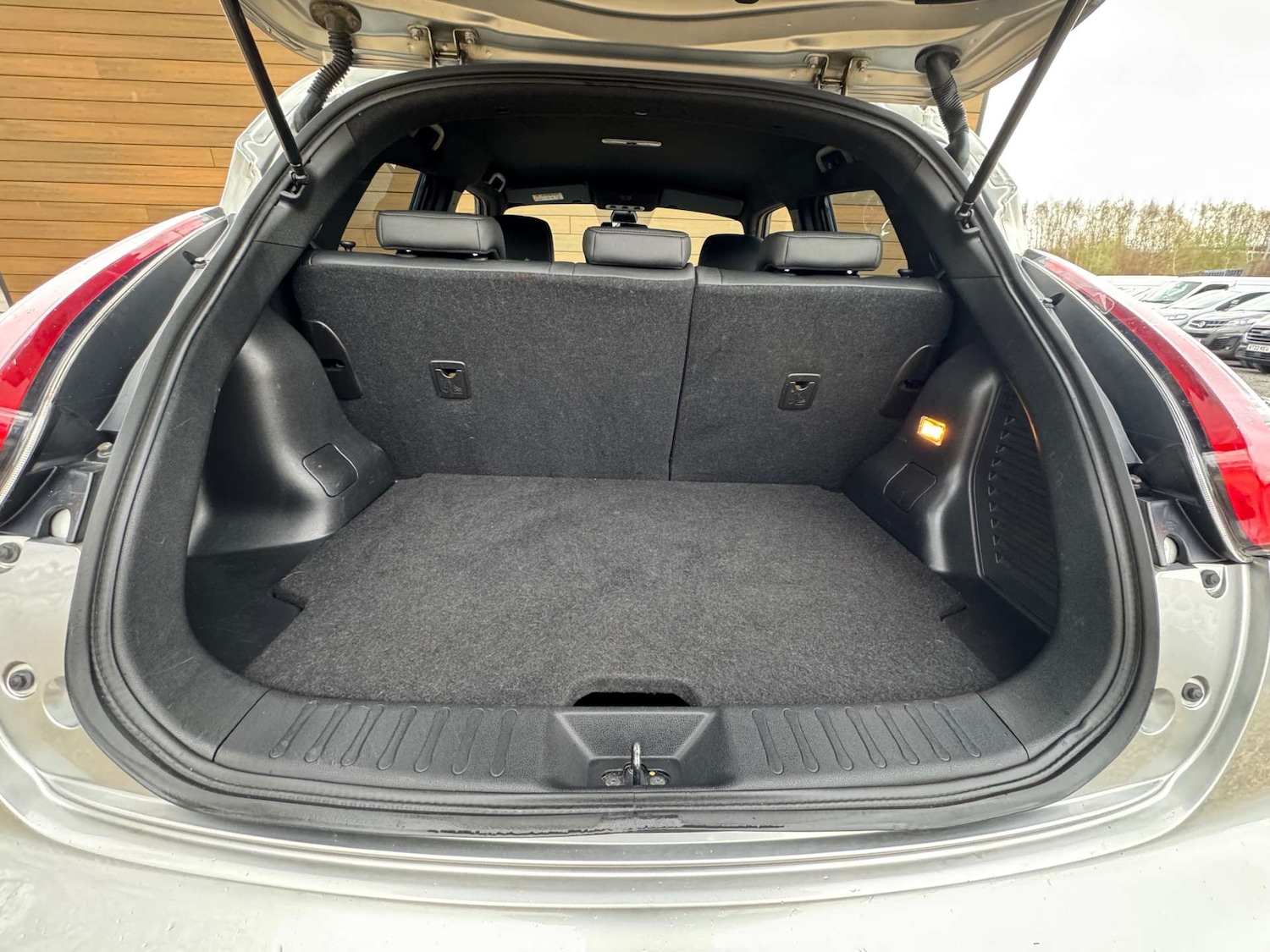 Used Nissan Juke 2016 for sale - 78134670: Photo 6