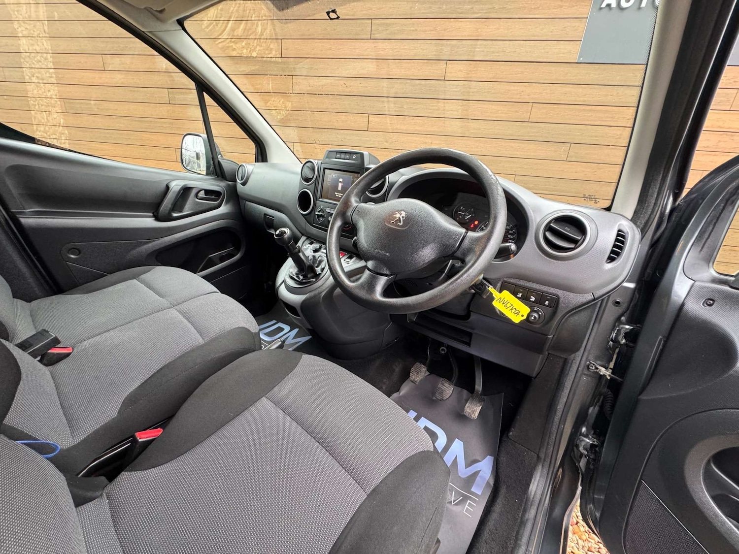 Used Peugeot Partner 2018 for sale - 76719597: Photo 16