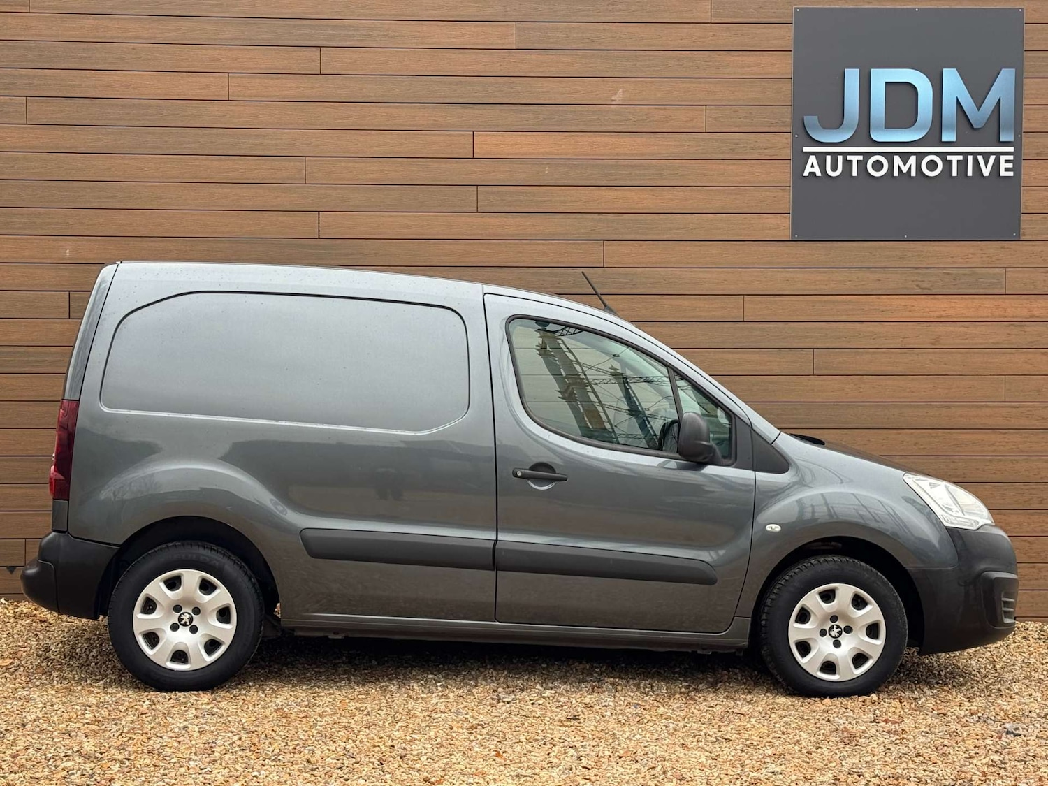 Used Peugeot Partner 2018 for sale - 76719597: Photo 2