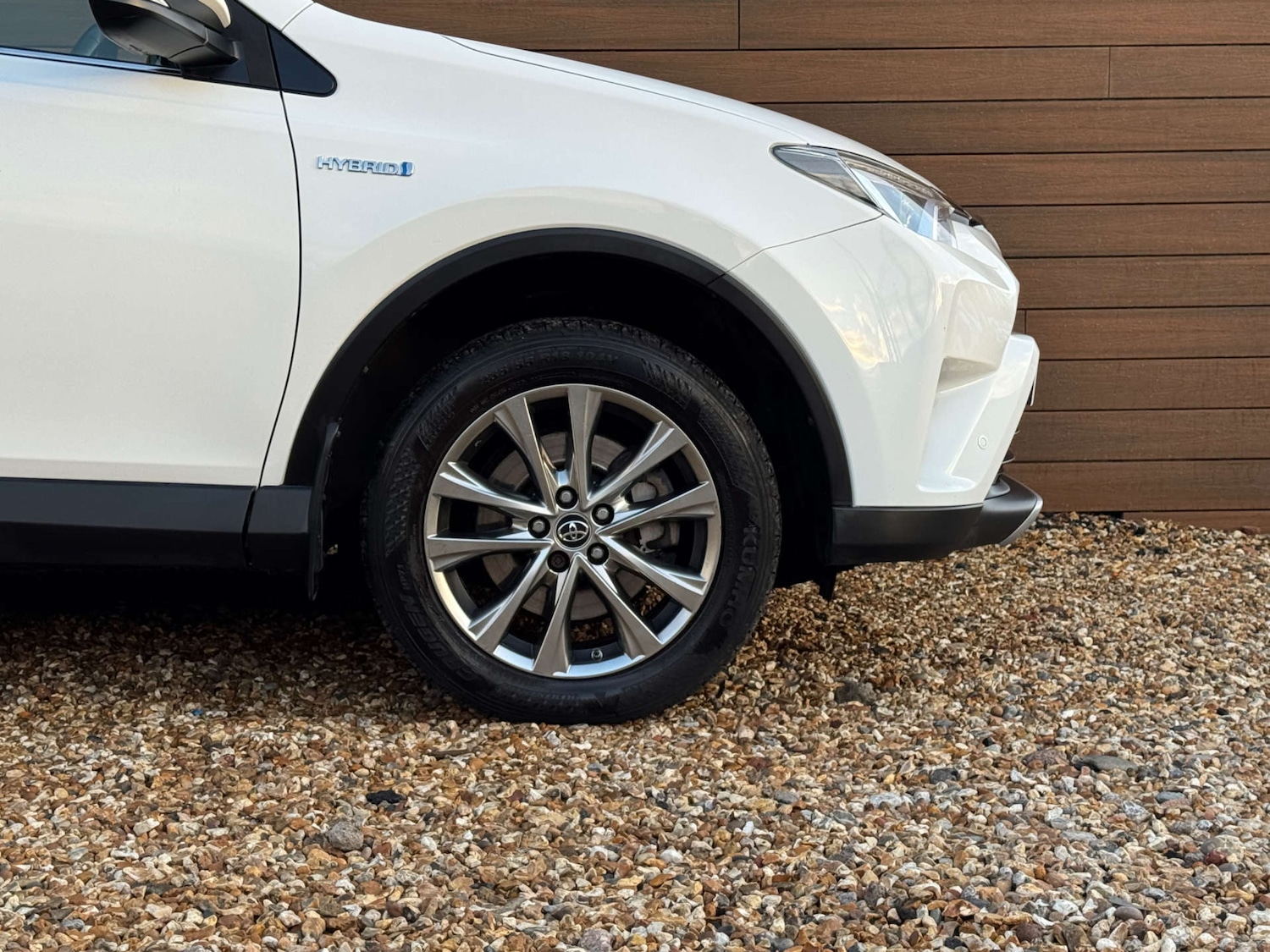 Used Toyota RAV4 2017 for sale - 77258071: Photo 12