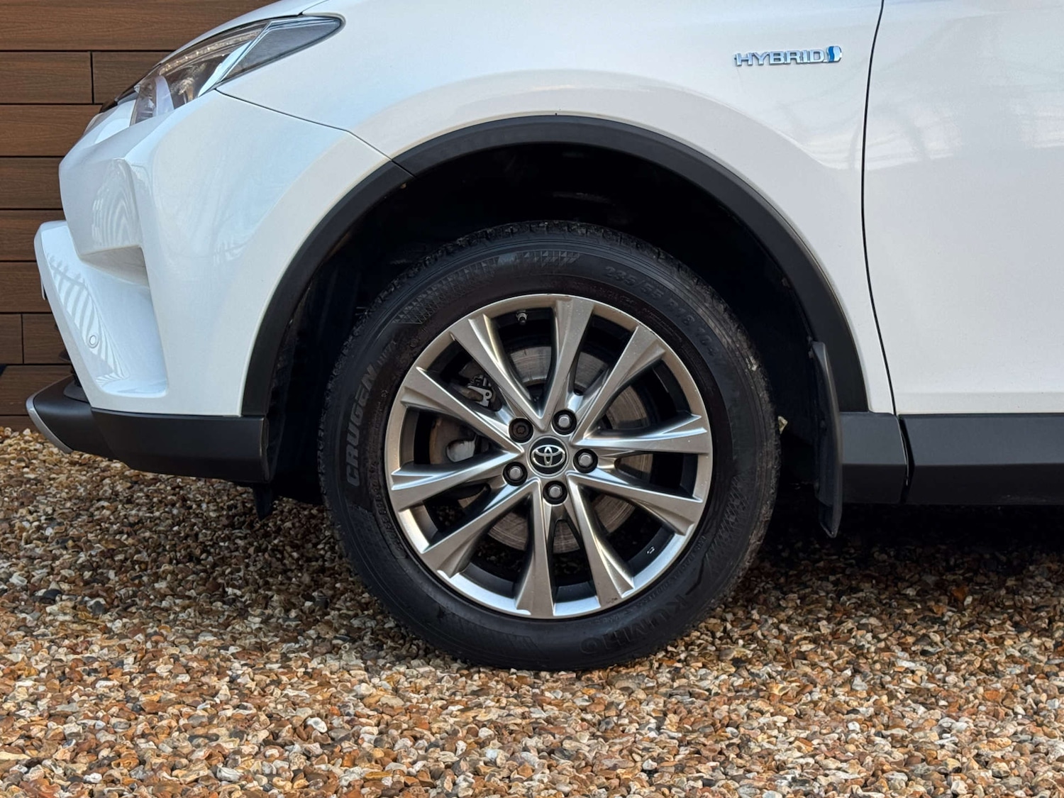 Used Toyota RAV4 2017 for sale - 77258071: Photo 16