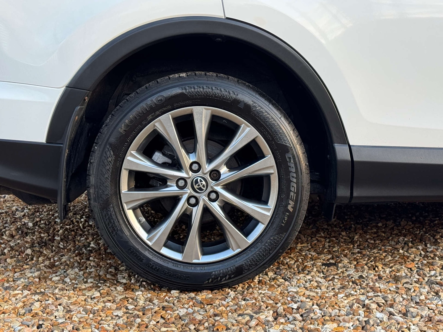 Used Toyota RAV4 2017 for sale - 77258071: Photo 18