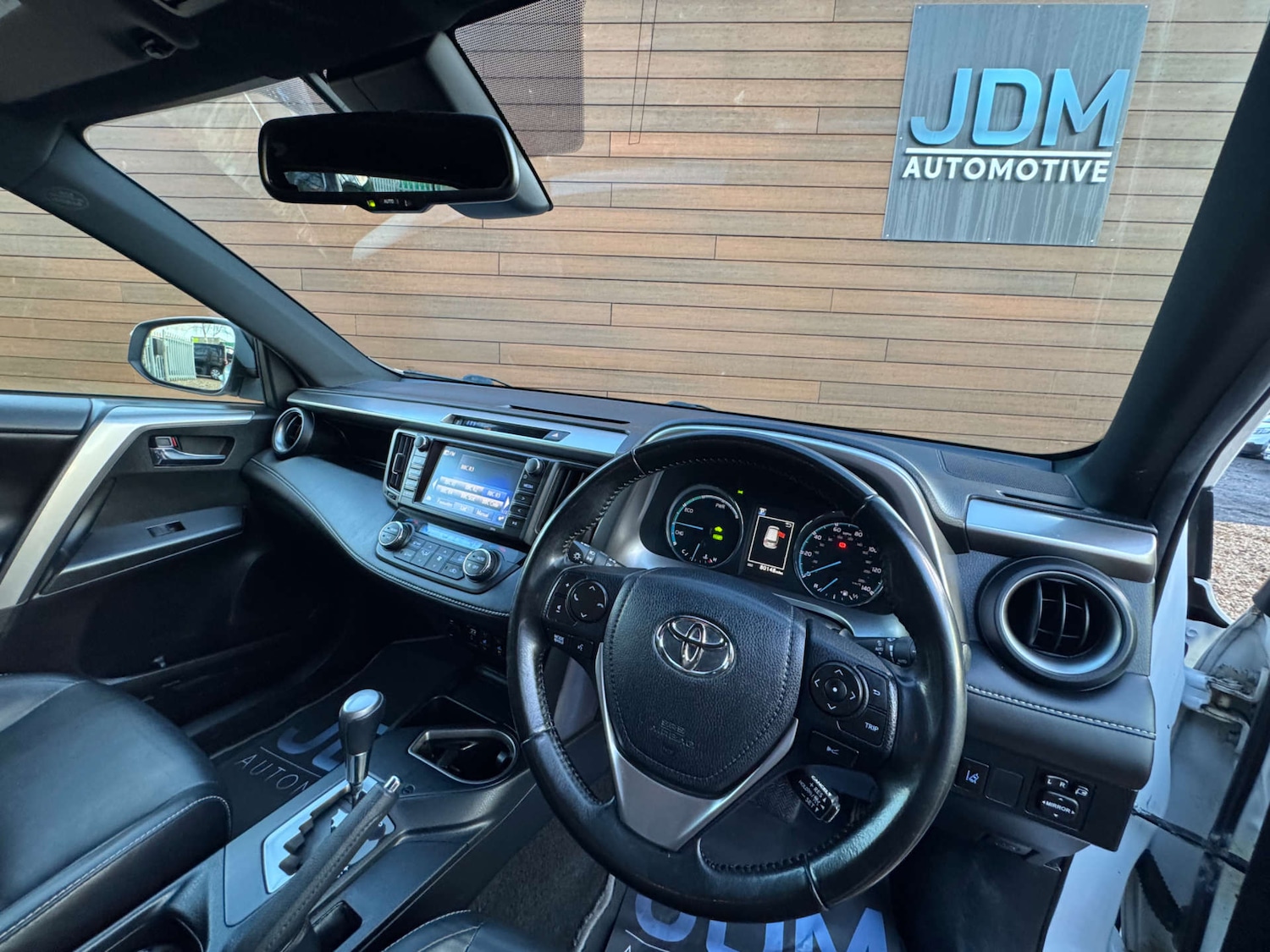 Used Toyota RAV4 2017 for sale - 77258071: Photo 30