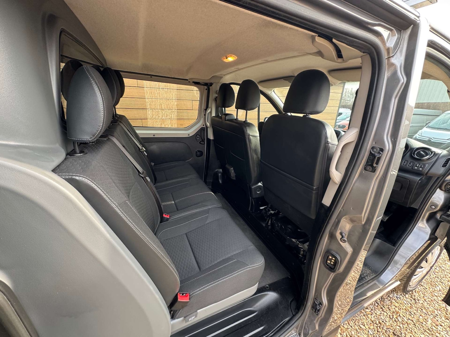 Used Vauxhall Vivaro 2018 for sale - 77785331: Photo 24