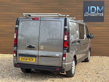 Used Vauxhall Vivaro 2018 for sale - 77785331: Photo