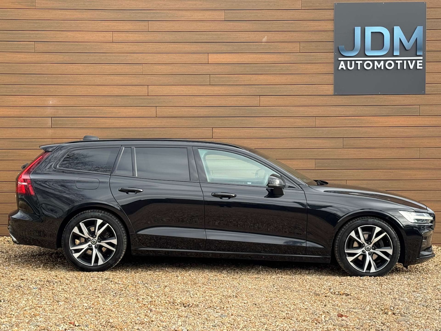 Used Volvo V60 2021 for sale - 77785338: Photo 3