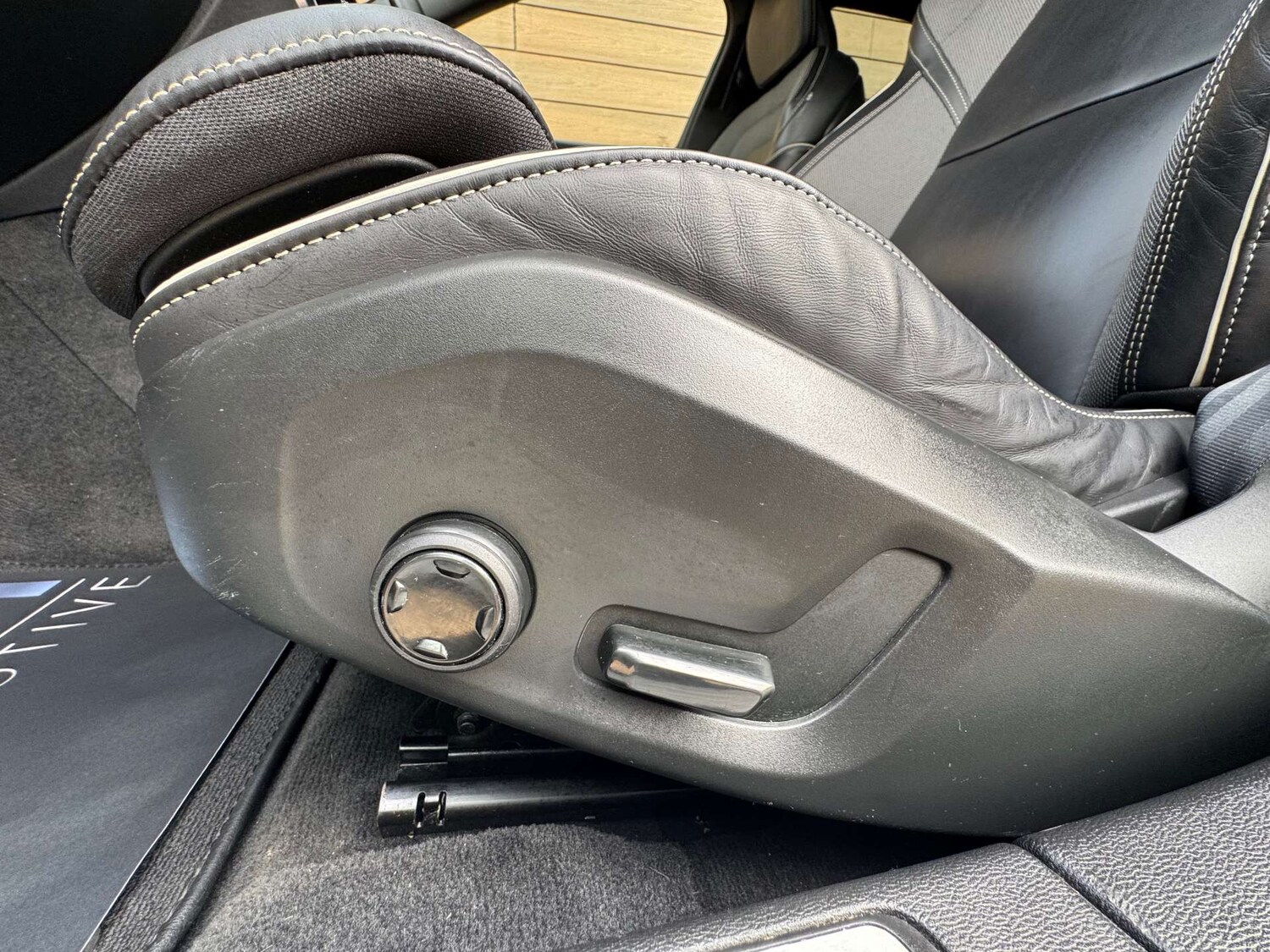 Used Volvo V60 2021 for sale - 77785338: Photo 37