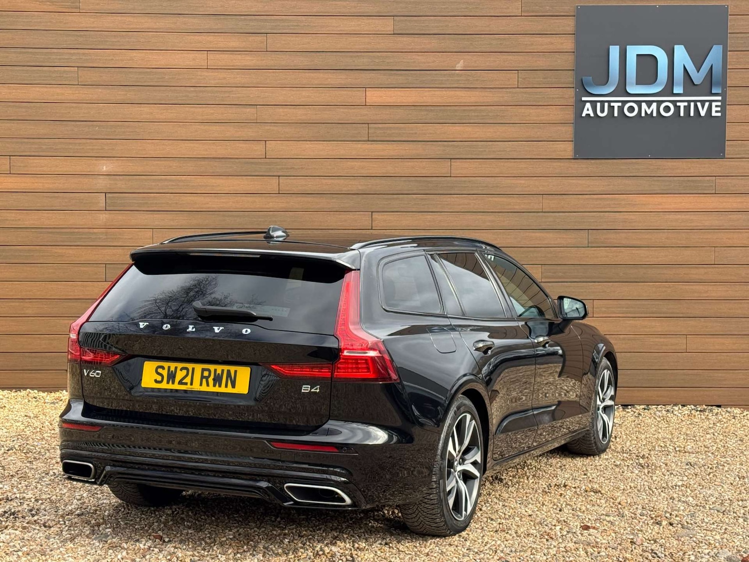 Used Volvo V60 2021 for sale - 77785338: Photo 4