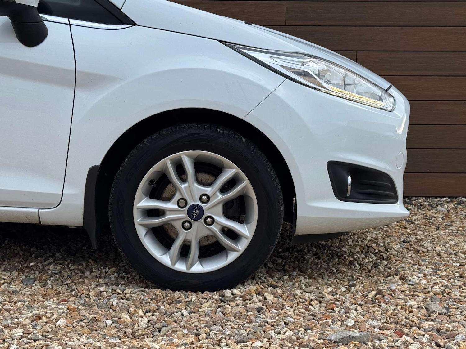 Used Ford Fiesta 2017 for sale - 76493592: Photo 10