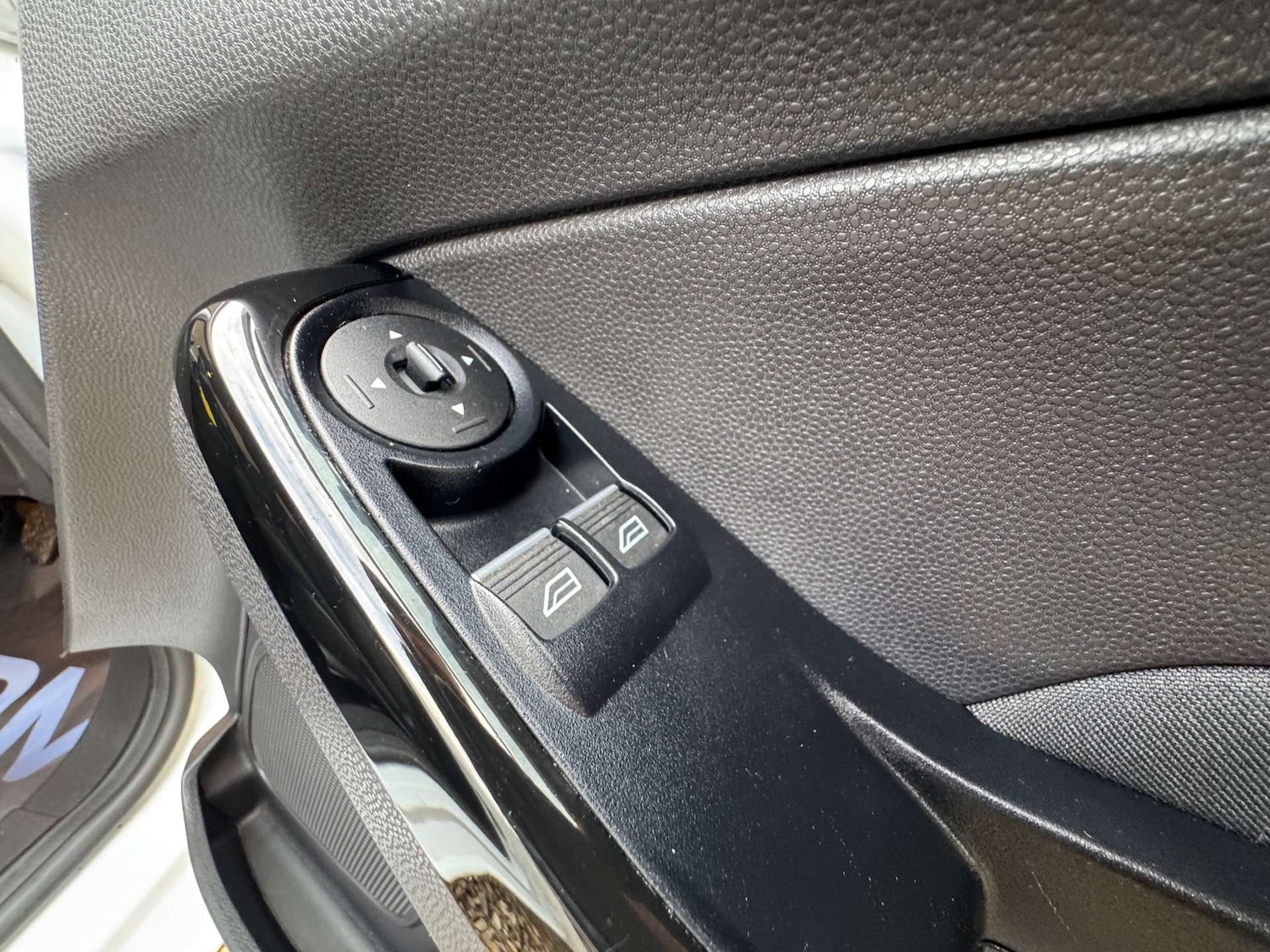 Used Ford Fiesta 2017 for sale - 76493592: Photo 19