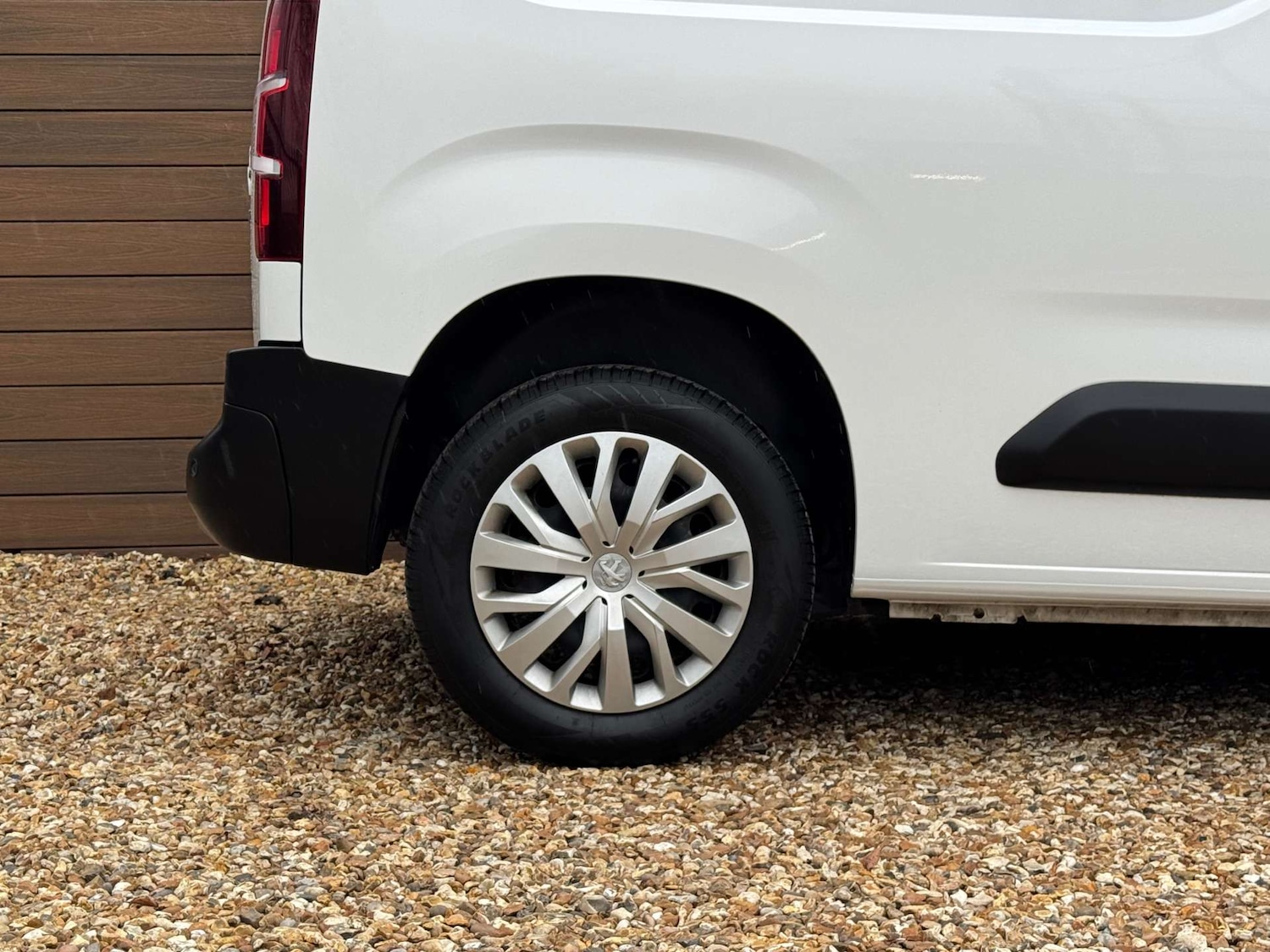 Used Peugeot Partner 2022 for sale - 77301704: Photo 17