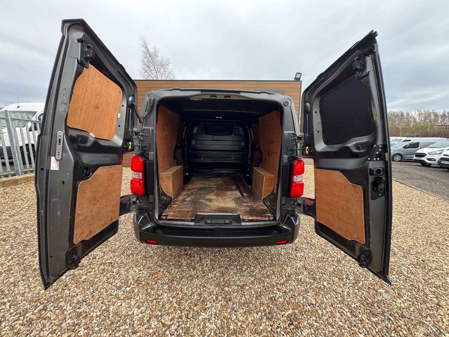 Used Vauxhall Vivaro 2020 for sale - 78097361: Photo 6