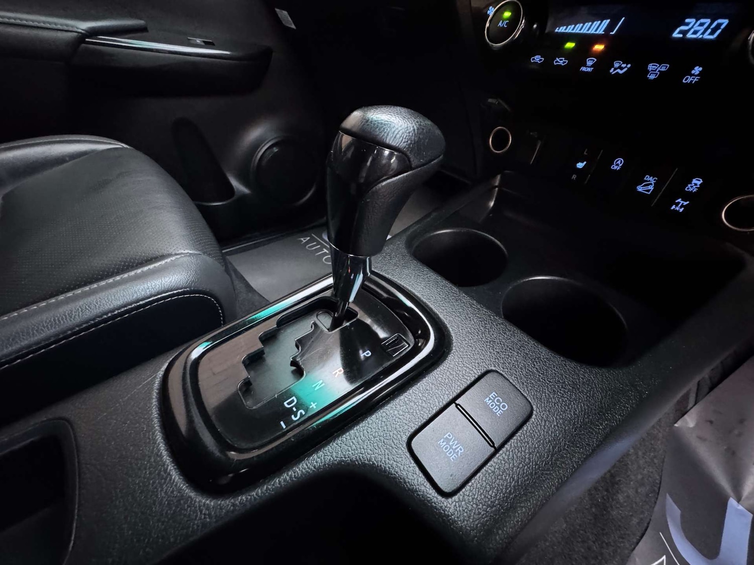 Used Toyota Hilux 2021 for sale - 76686729: Photo 24