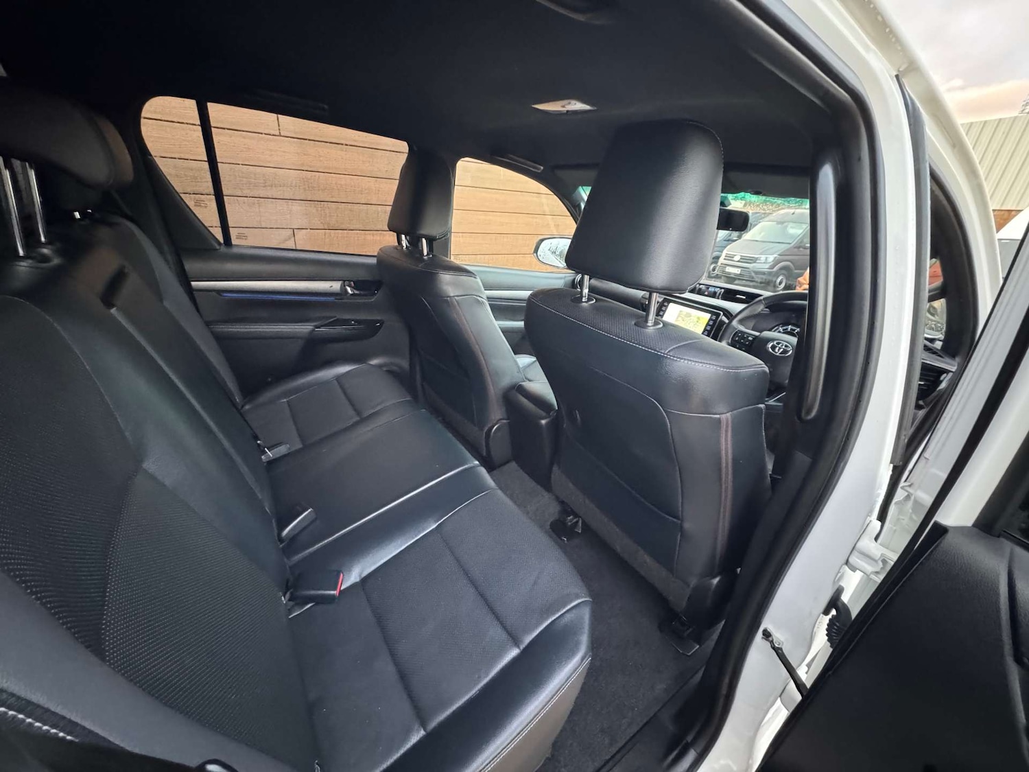 Used Toyota Hilux 2021 for sale - 76686729: Photo 26