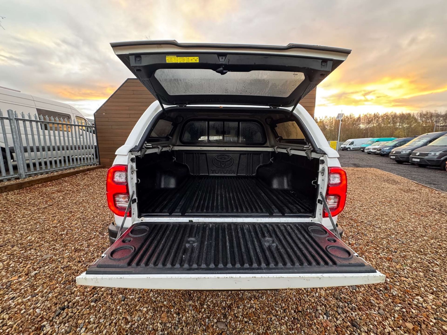 Used Toyota Hilux 2021 for sale - 76686729: Photo 6