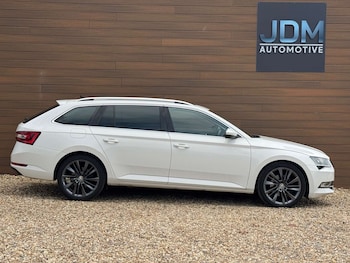 Used Skoda Superb 2018 for sale - 78097430: Photo