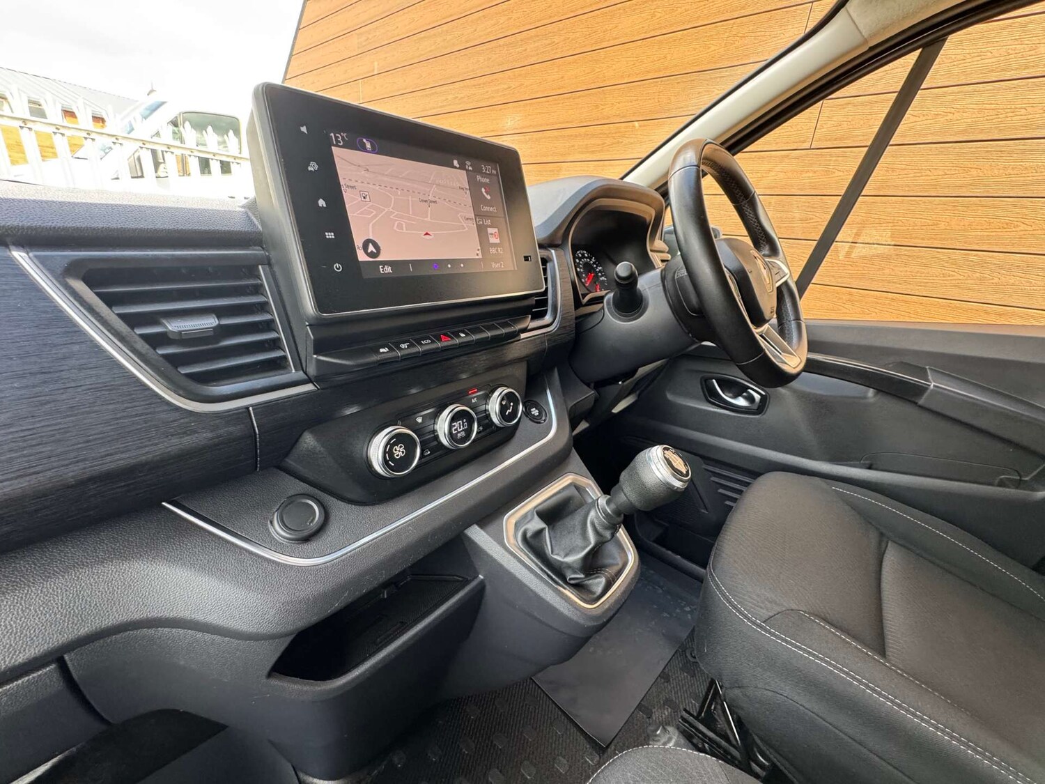 Used Renault Trafic 2022 for sale - 78213102: Photo 30