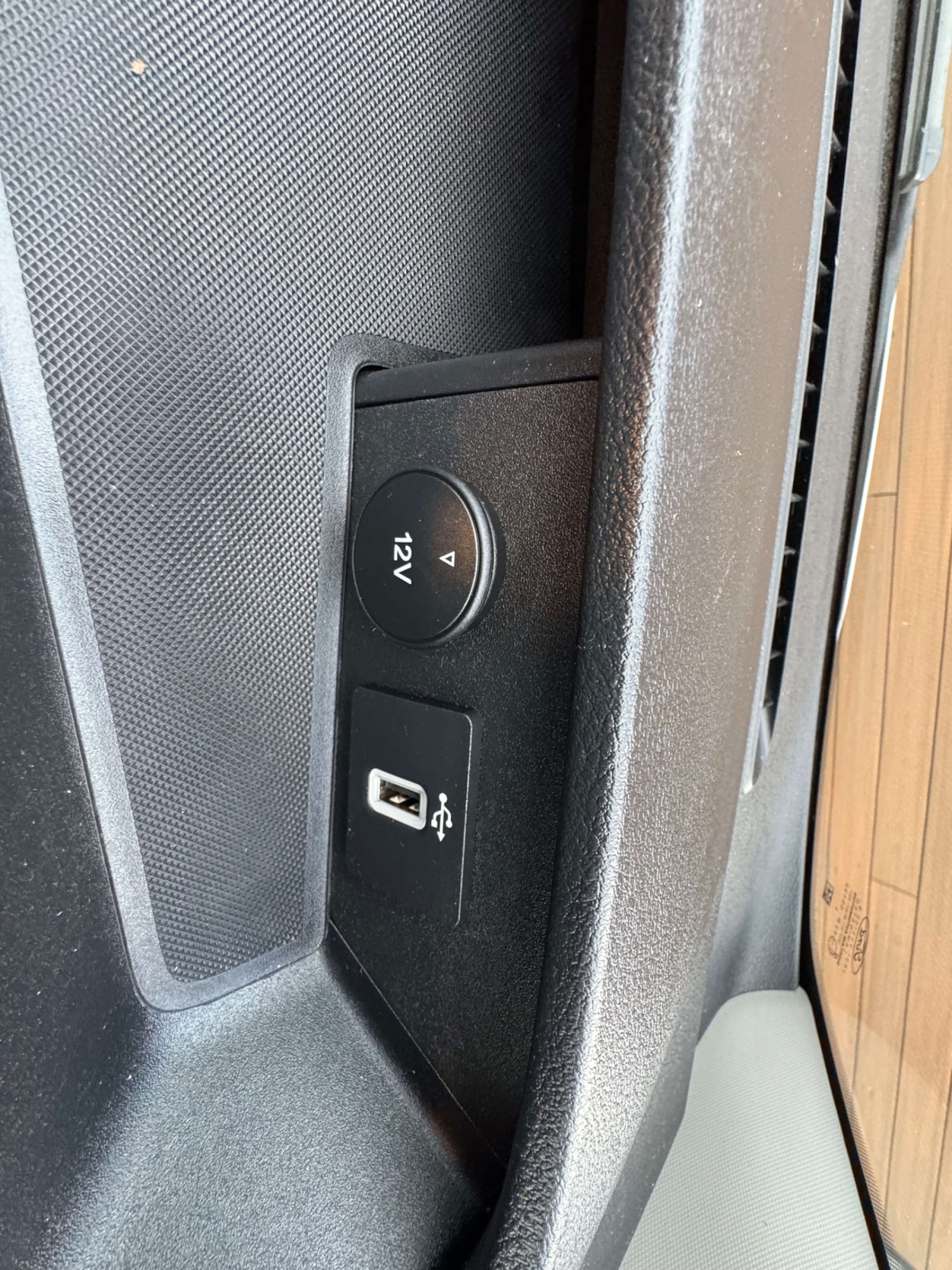 Used Ford Transit Custom 2023 for sale - 77268901: Photo 37