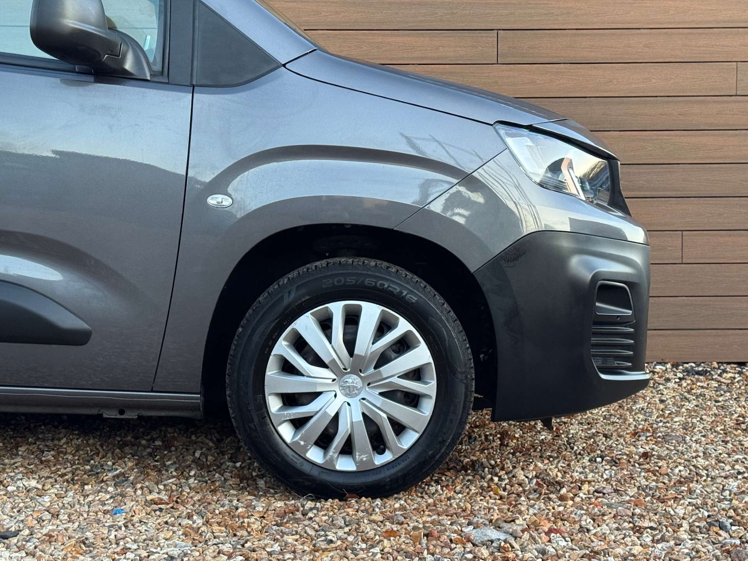 Used Peugeot Partner 2019 for sale - 76698018: Photo 13