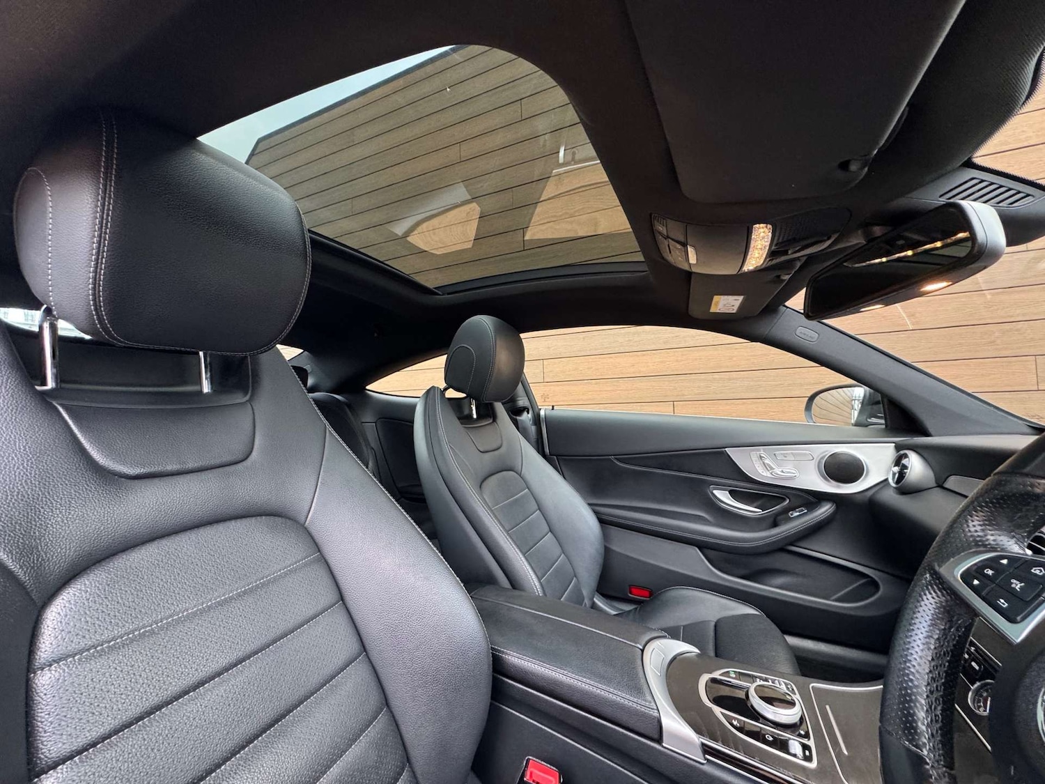 Used Mercedes-Benz C Class 2018 for sale - 77438682: Photo 19