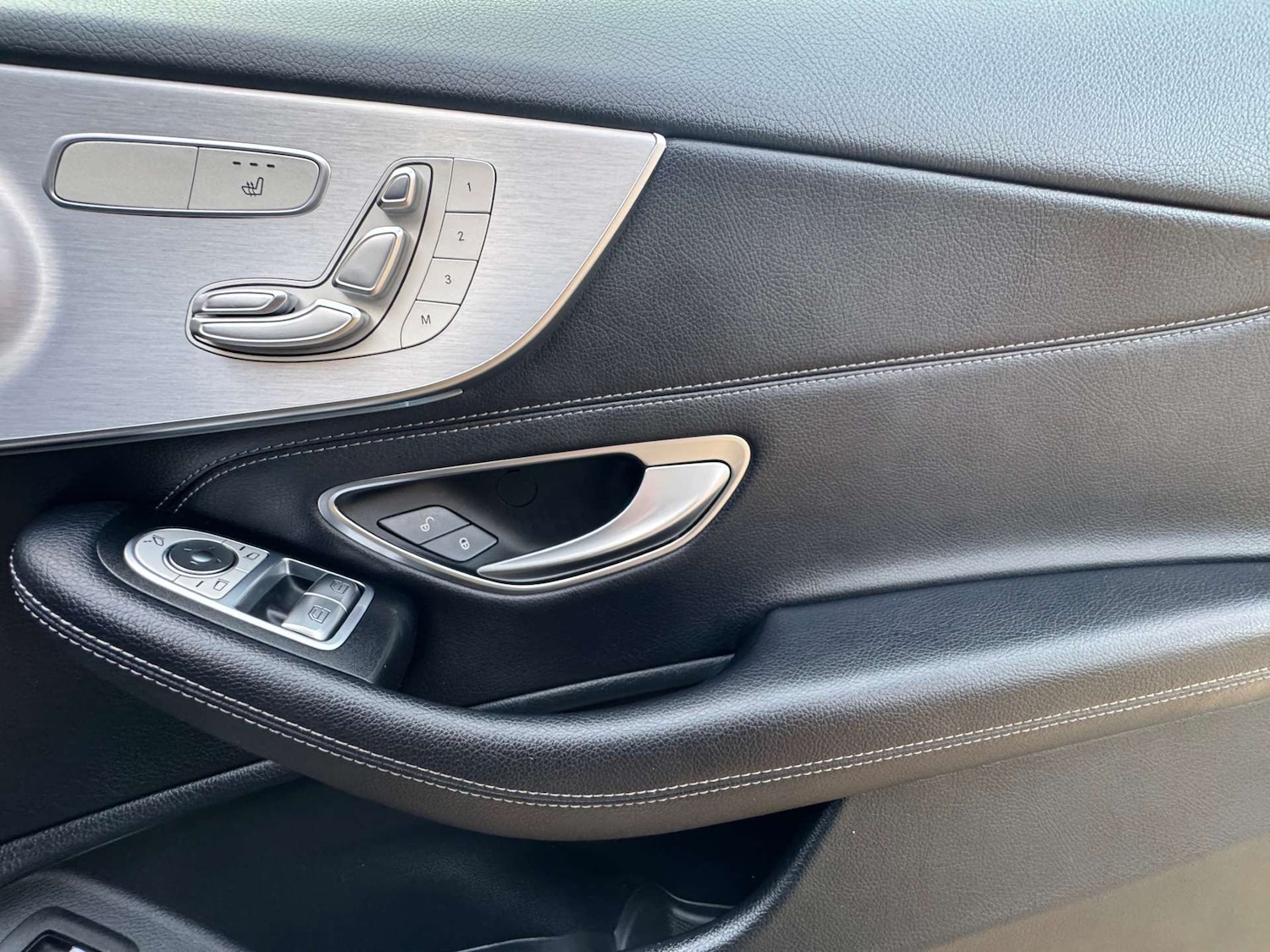 Used Mercedes-Benz C Class 2018 for sale - 77438682: Photo 22