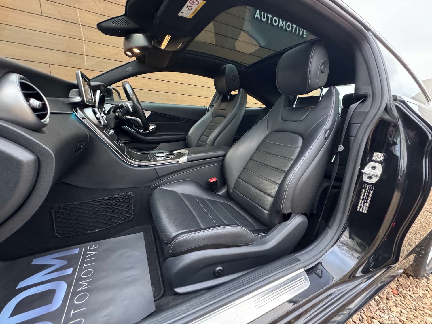 Used Mercedes-Benz C Class 2018 for sale - 77438682: Photo 35