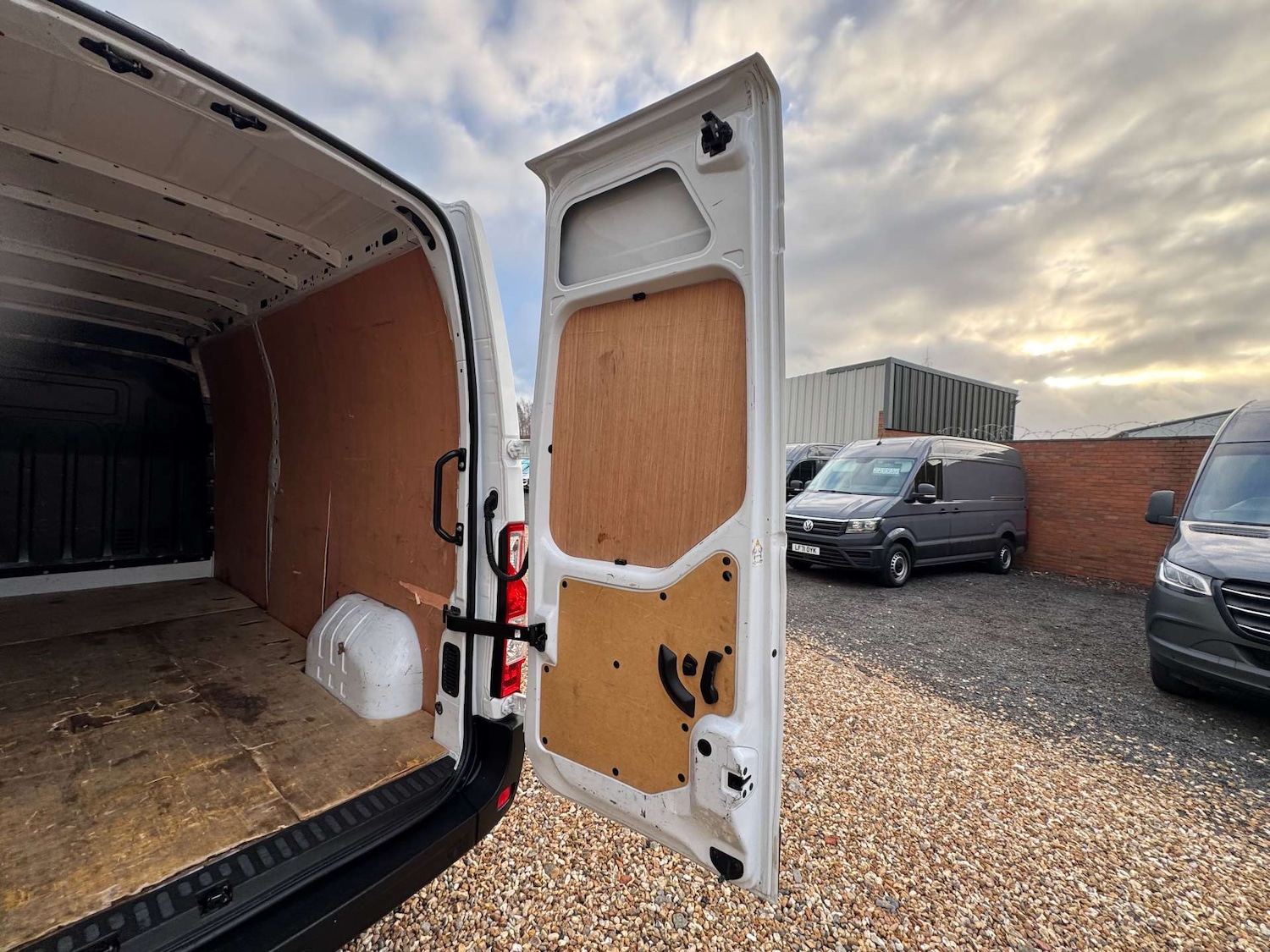 Used Renault Master 2023 for sale - 76921264: Photo 9