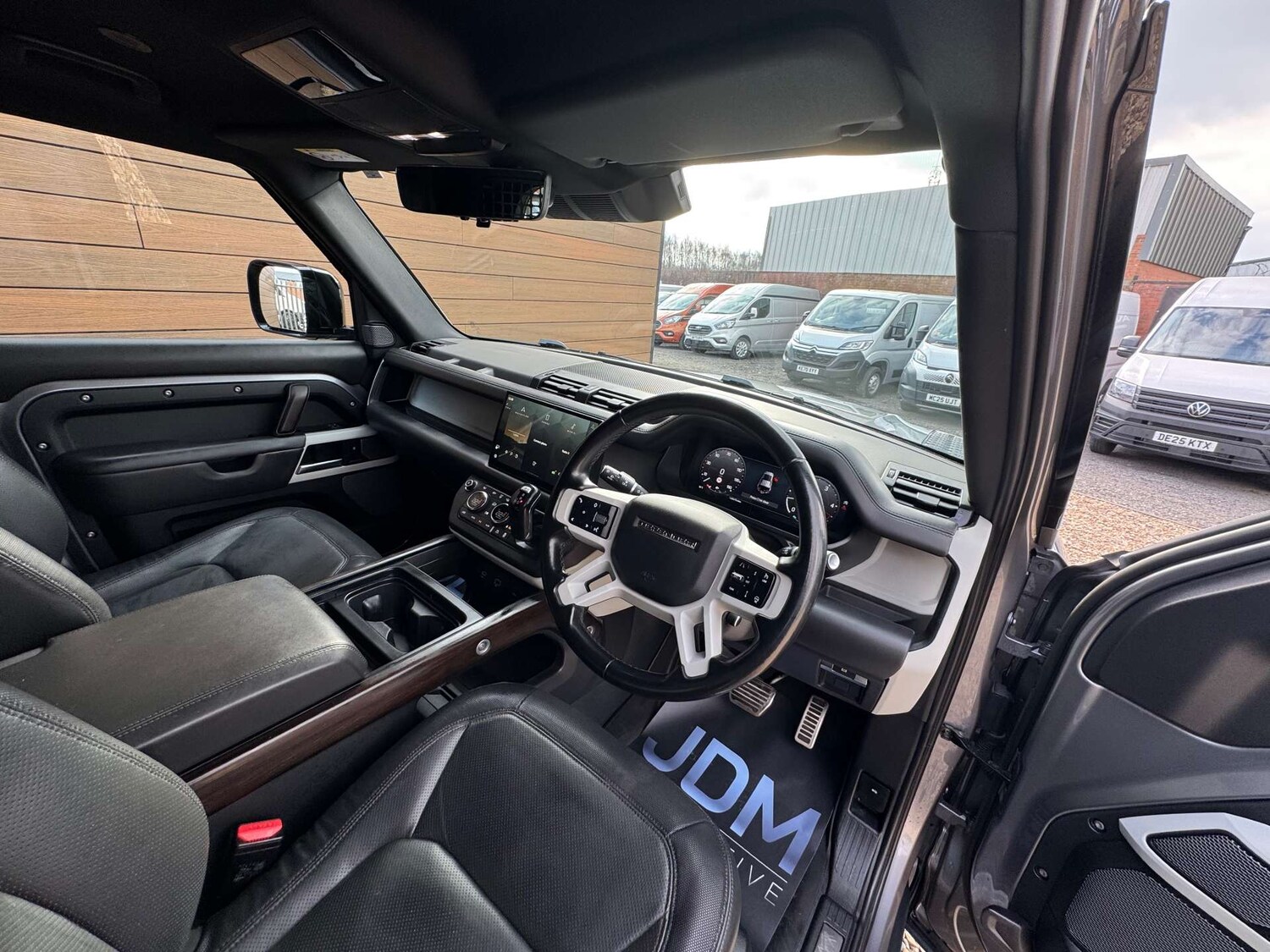 Used Land Rover Defender 2022 for sale - 77785321: Photo 25