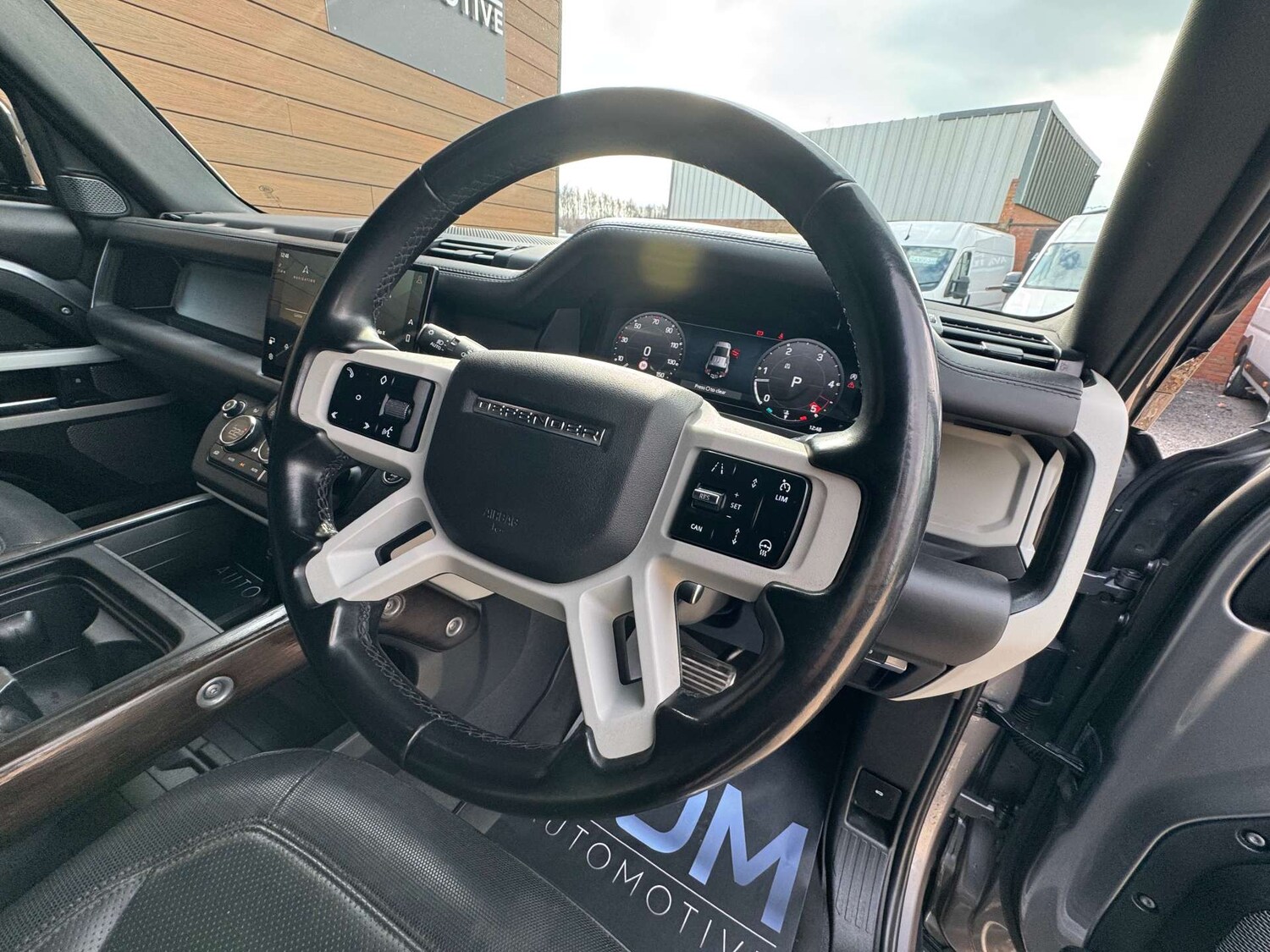 Used Land Rover Defender 2022 for sale - 77785321: Photo 26