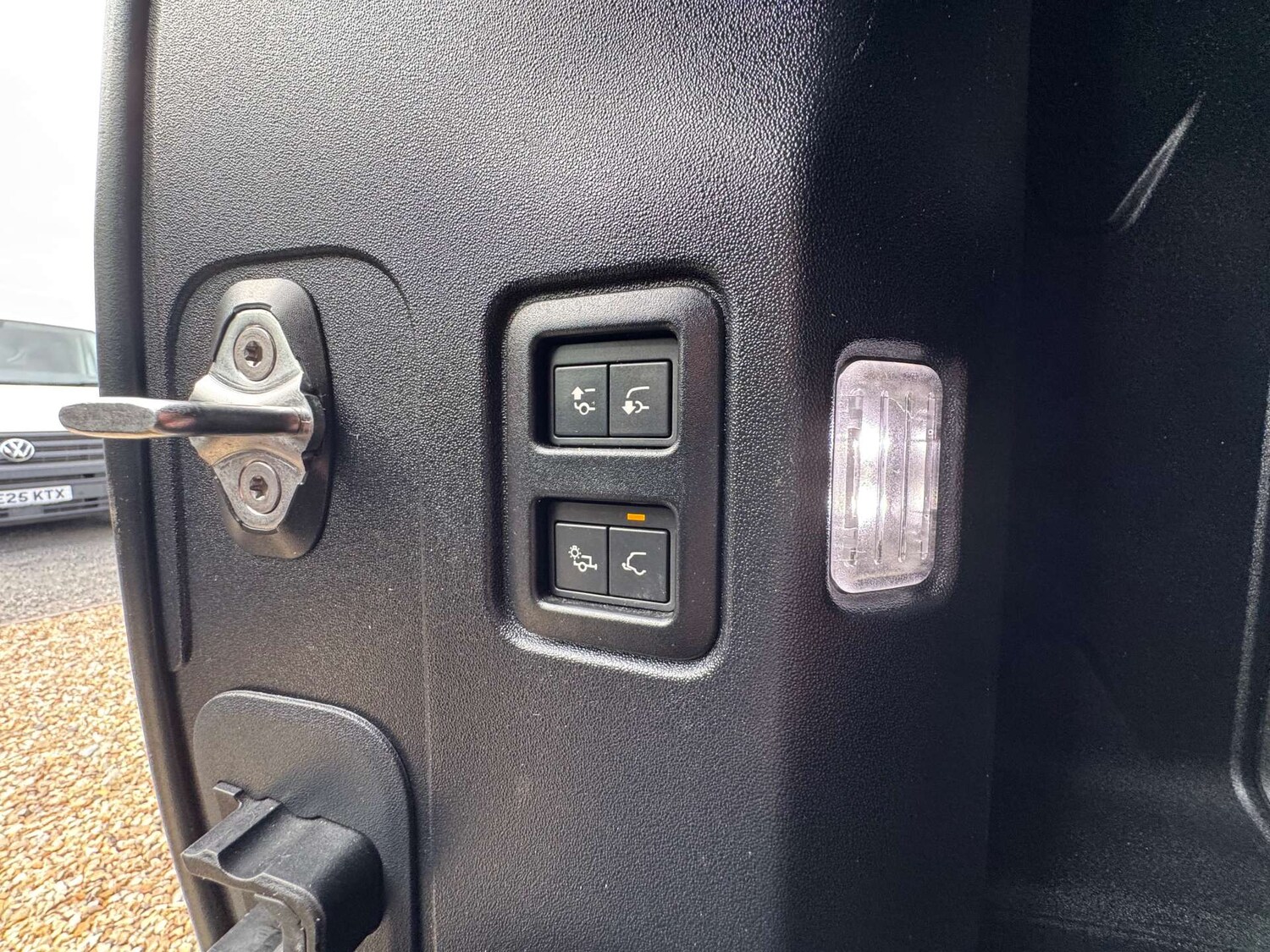 Used Land Rover Defender 2022 for sale - 77785321: Photo 45