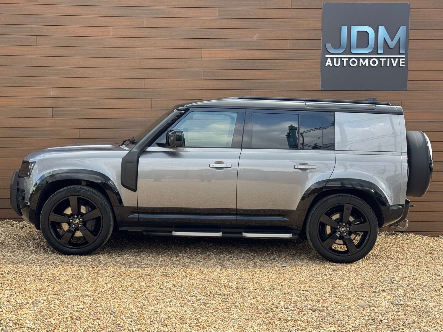 Used Land Rover Defender 2022 for sale - 77785321: Photo 8