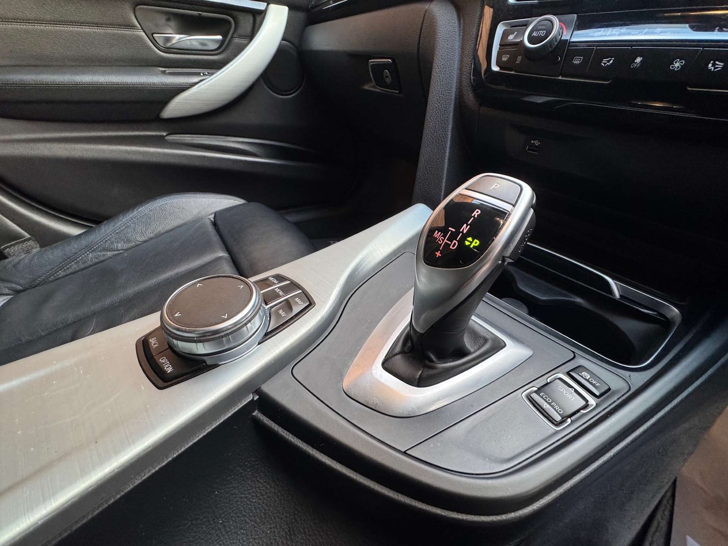 Used BMW 3 Series 2018 for sale - 77375814: Photo 28