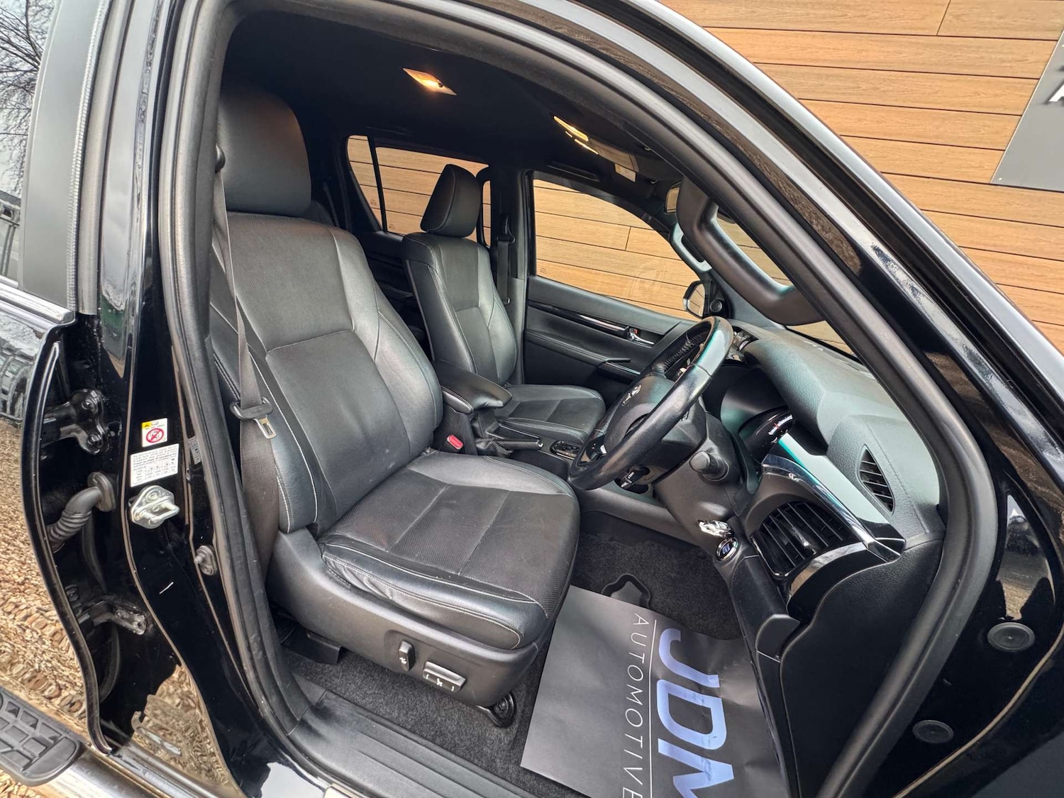 Used Toyota Hilux 2018 for sale - 77398259: Photo 20