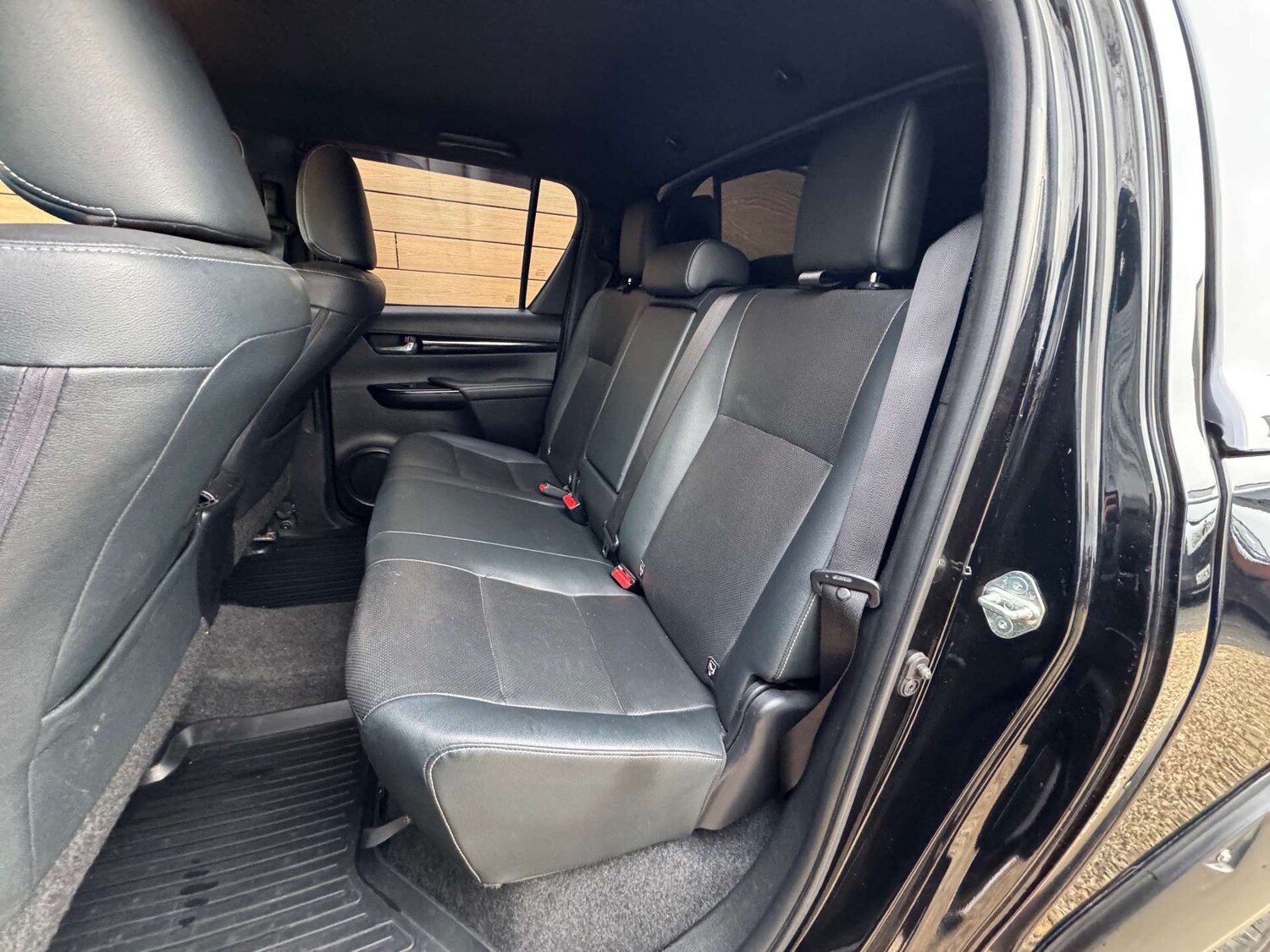 Used Toyota Hilux 2018 for sale - 77398259: Photo 37