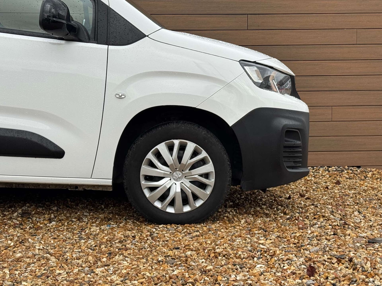 Used Peugeot Partner 2022 for sale - 77288587: Photo 15