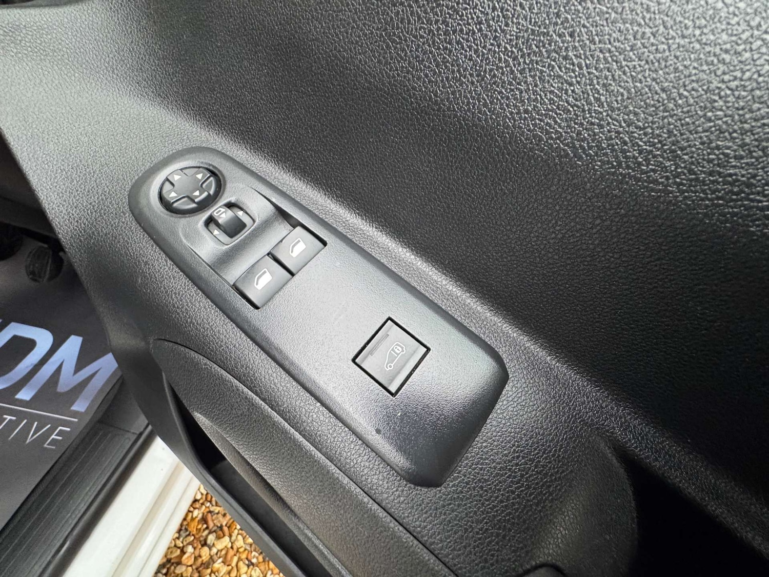 Used Peugeot Partner 2022 for sale - 77288587: Photo 27