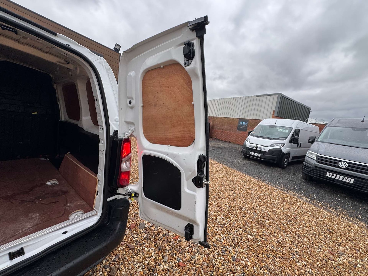 Used Peugeot Partner 2022 for sale - 77288587: Photo 8