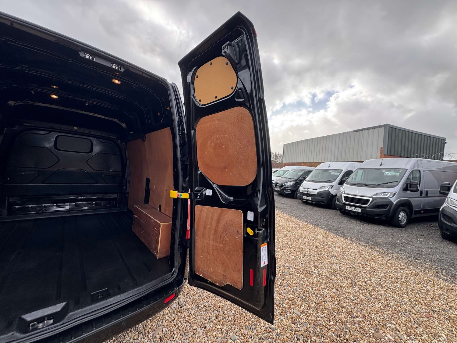 Used Ford Transit Custom 2018 for sale - 78056677: Photo 8