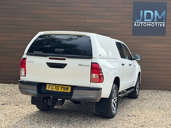 Used Toyota Hilux 2020 for sale - 79187320: Photo
