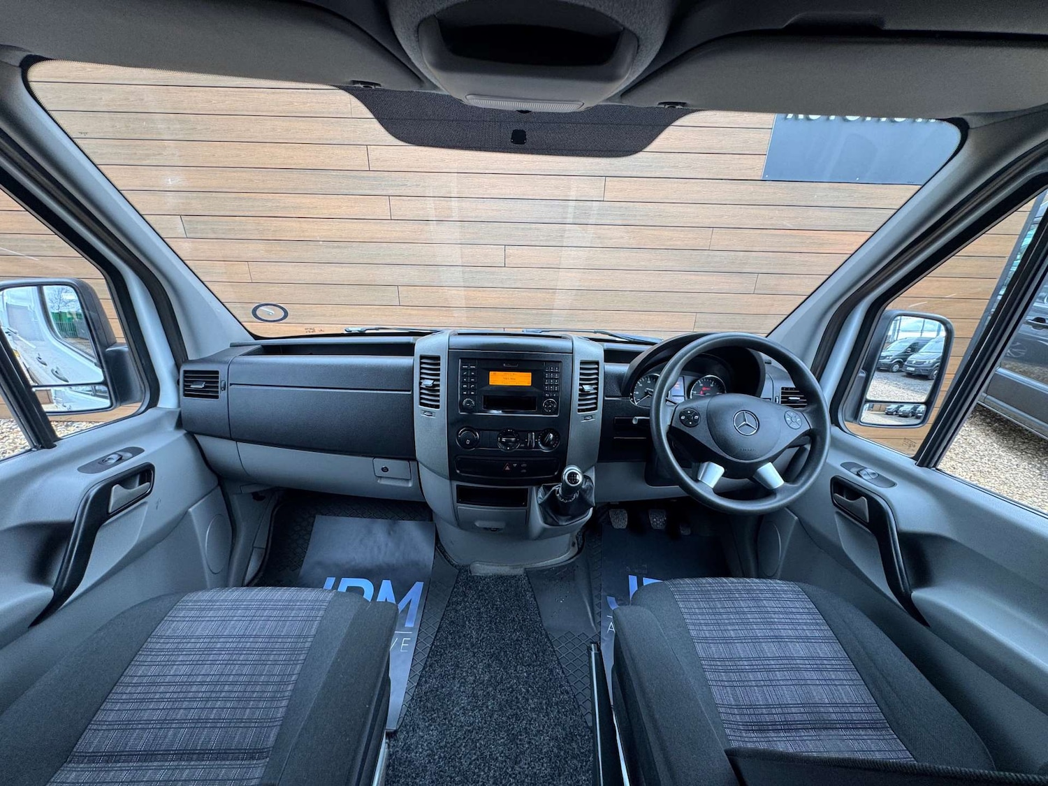 Used Mercedes-Benz Sprinter 2017 for sale - 77785324: Photo 28