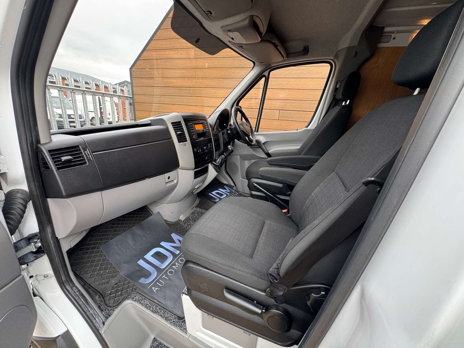 Used Mercedes-Benz Sprinter 2017 for sale - 77785324: Photo 31