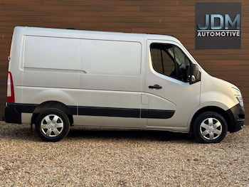 Used Nissan Interstar 2022 for sale - 76961815: Photo