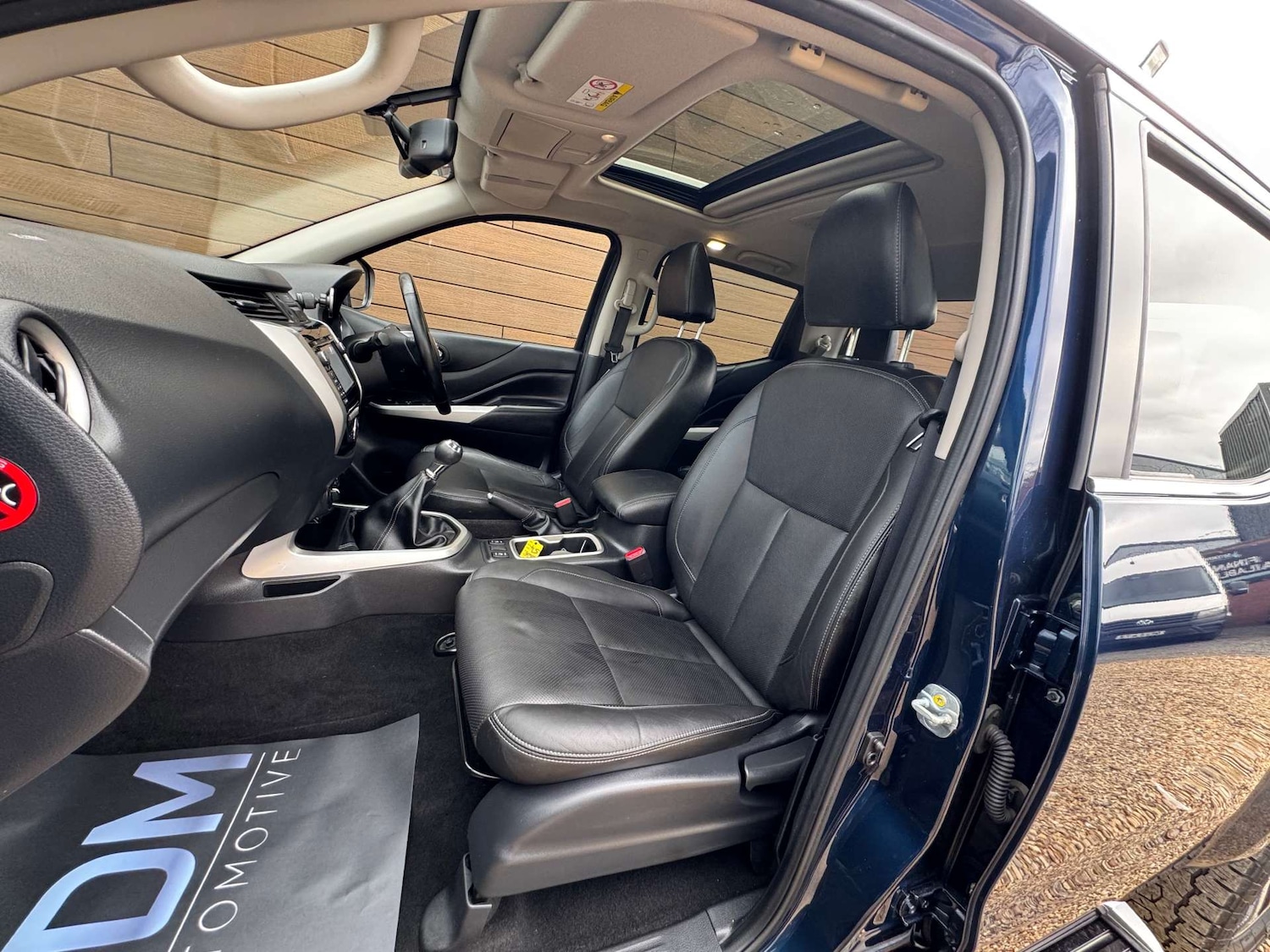 Used Nissan Navara 2018 for sale - 77785317: Photo 28