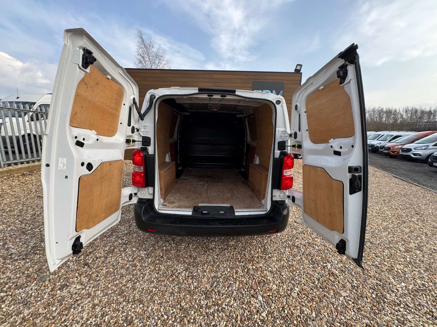 Used Vauxhall Vivaro 2022 for sale - 77963169: Photo 6