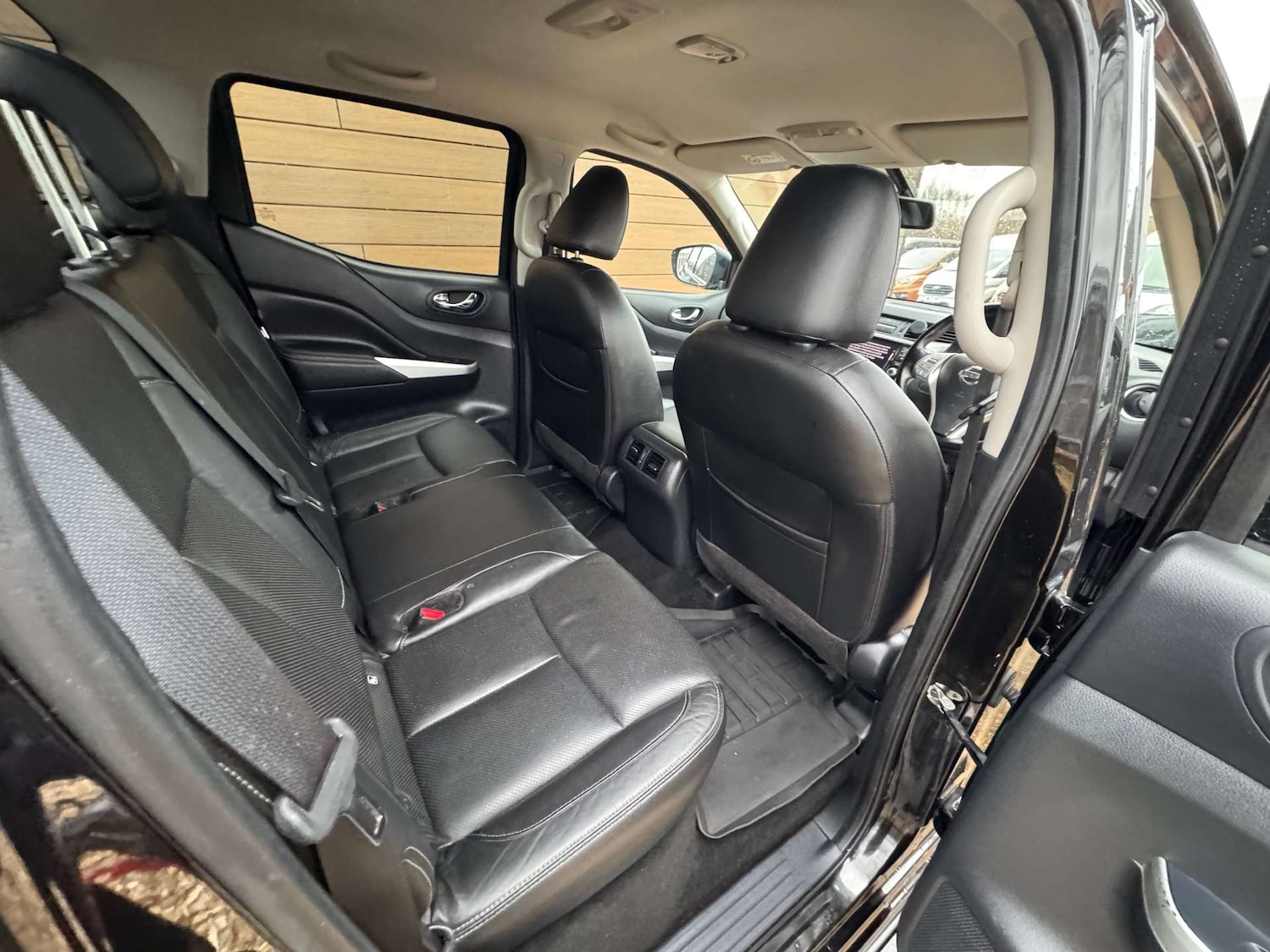 Used Nissan Navara 2019 for sale - 77547709: Photo 24