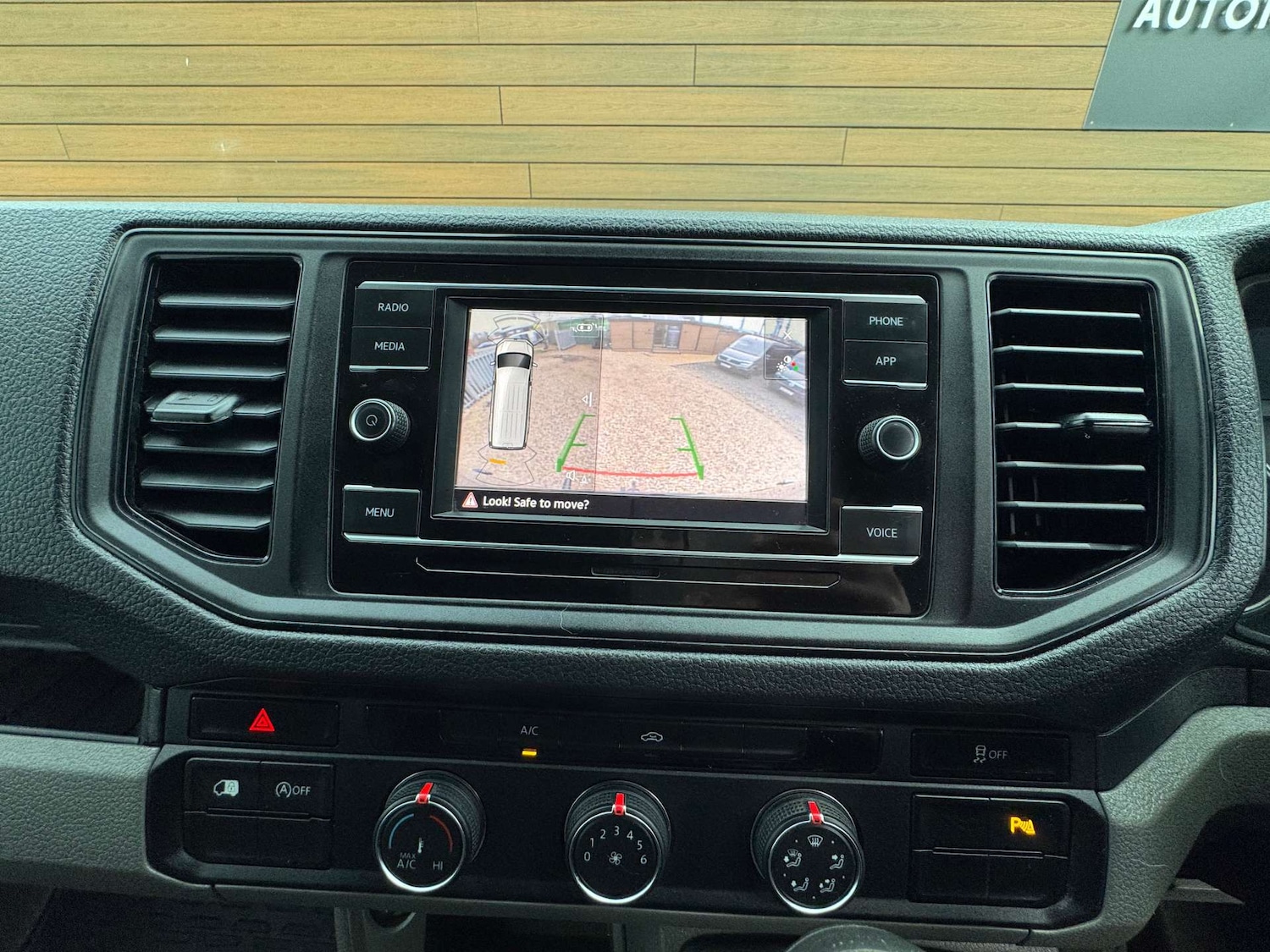 Used Volkswagen Crafter 2024 for sale - 77643217: Photo 24